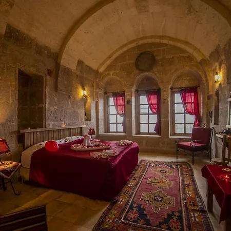 Kapadokya Ihlara Konaklari Odalari Гюзельюрт